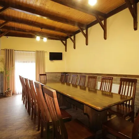 Гірка Hotell *